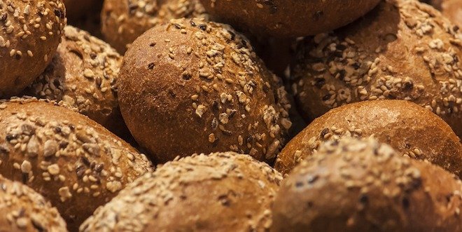 bread aisle grocery store