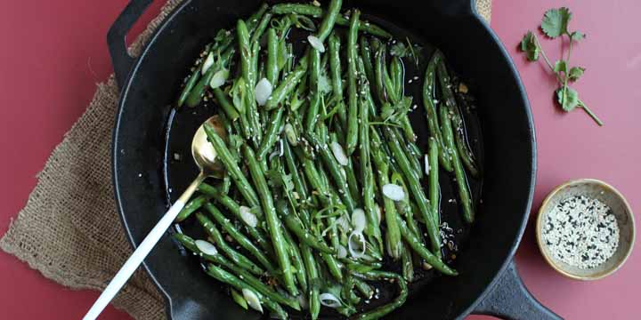 Spicy Roasted Green Beans