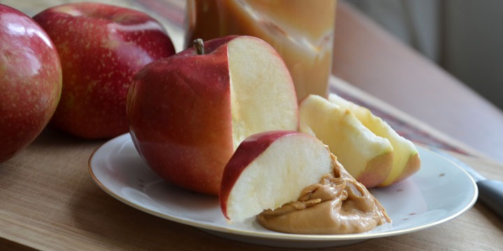 medium apple with skin on, sliced 
               — 3 tbsp peanut butter  