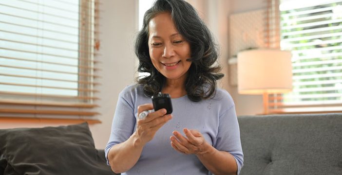 living alone with diabetes